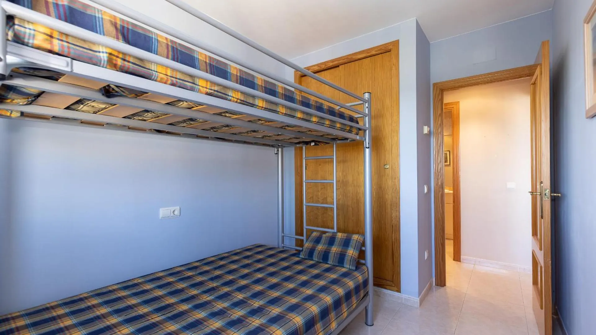 Apartment Pinamar Salou Spain